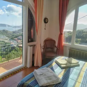 Couette-café Ai Canarbin - Colline Di, Lerici