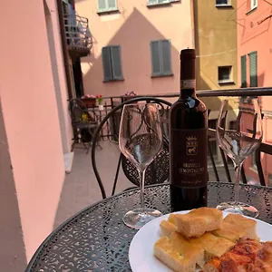 The Alley 7 , Malgrate Italia